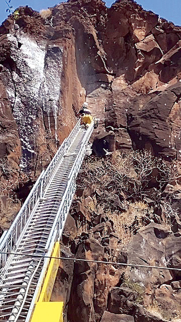 Olowalu petroglyphs restored in wake of paintball vandalism News